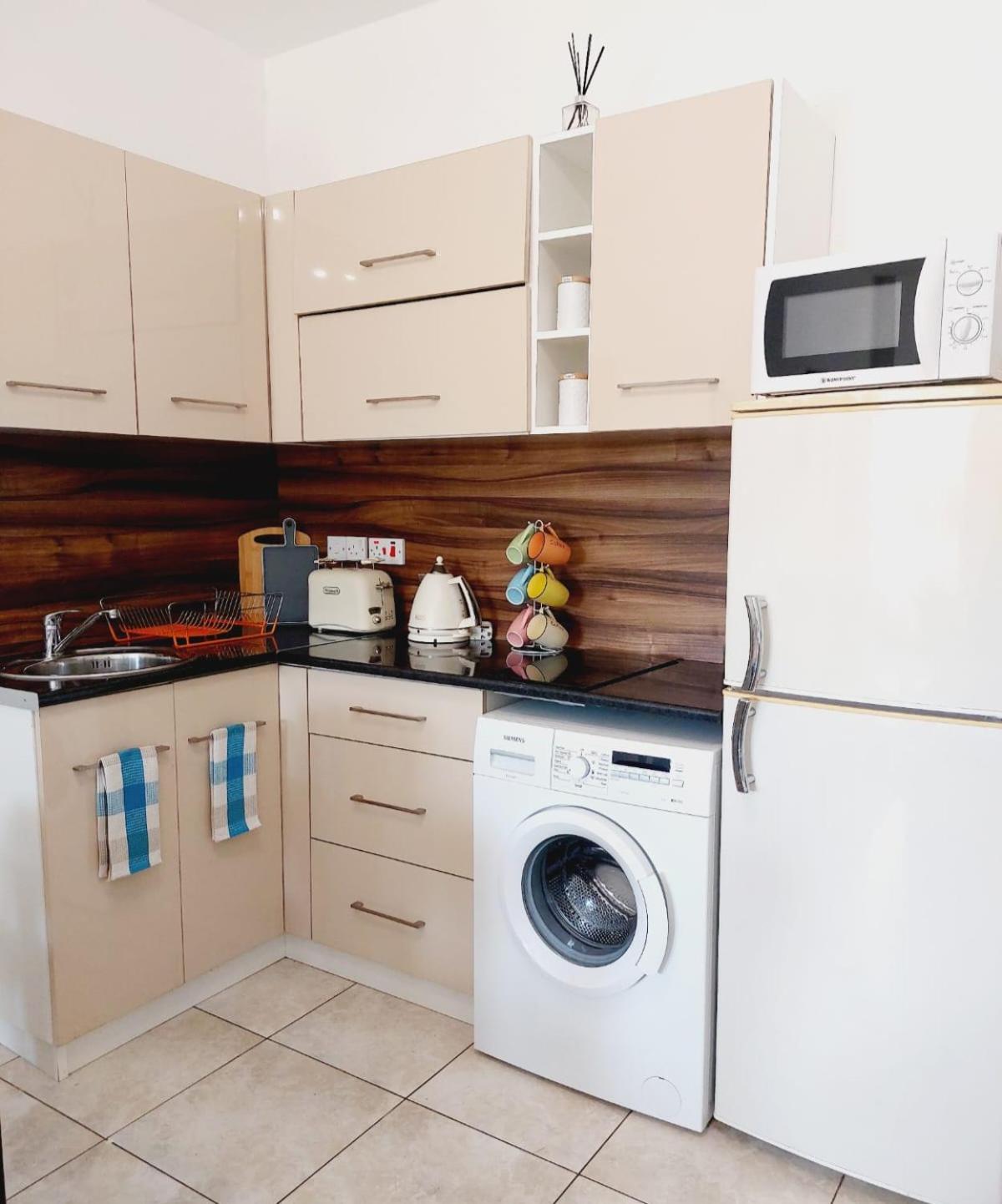 Joanne'S Cosy 1 Bdrm Apt Pafos Dış mekan fotoğraf