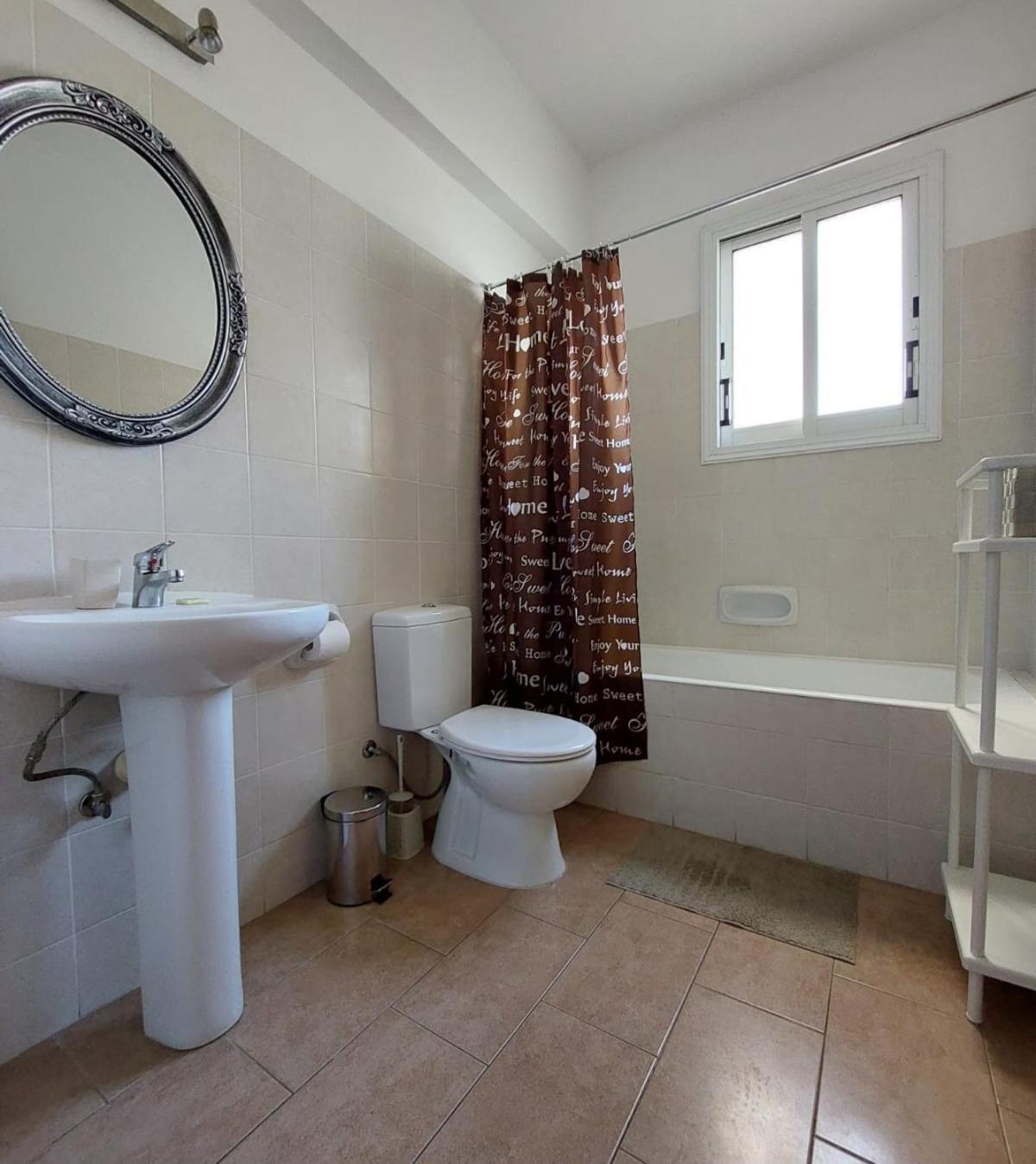 Joanne'S Cosy 1 Bdrm Apt Pafos Dış mekan fotoğraf